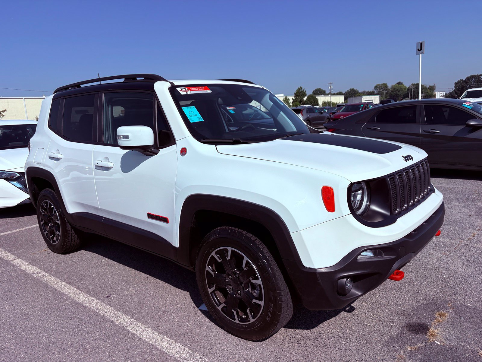 Used 2023 Jeep Renegade Trailhawk w/ Sun/Sound Group AWD/4WD image 2