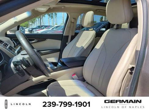 Certified 2020 Lincoln Nautilus Reserve w/ Equipment Group 201A FWD image 19
