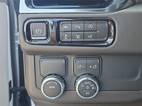 New 2026 GMC Yukon Elevation w/ LPO, Floor Liner Package image 24