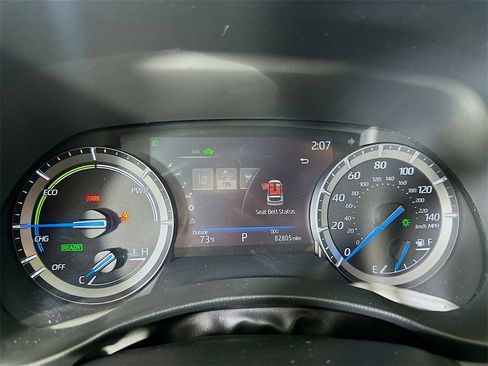 Used 2021 Toyota Highlander XLE image 25