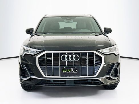 Used 2022 Audi Q3 2.0T Premium Plus w/ Premium Plus Package image 2