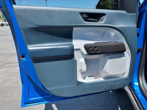 Certified 2025 Ford Maverick XLT FWD image 21