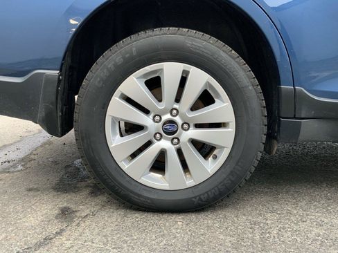 Used 2019 Subaru Outback 2.5i Premium AWD/4WD image 26