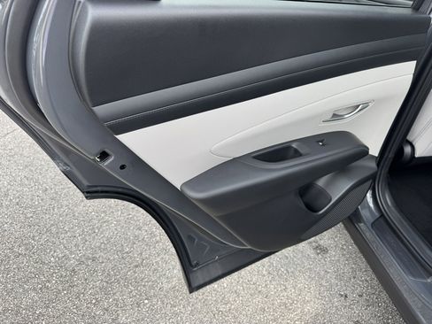 New 2026 Hyundai Tucson SEL image 14