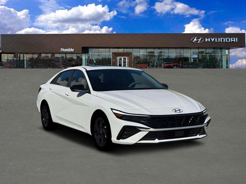 New 2026 Hyundai Elantra SEL Sport Premium FWD image 11