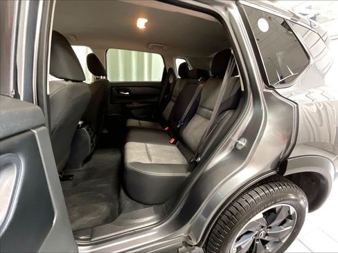 Certified 2026 Nissan Rogue SV AWD/4WD image 15
