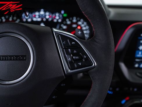 Used 2020 Chevrolet Camaro ZL1 RWD image 36