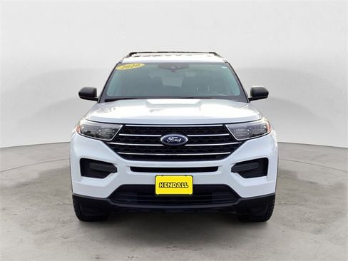 Used 2020 Ford Explorer XLT image 8