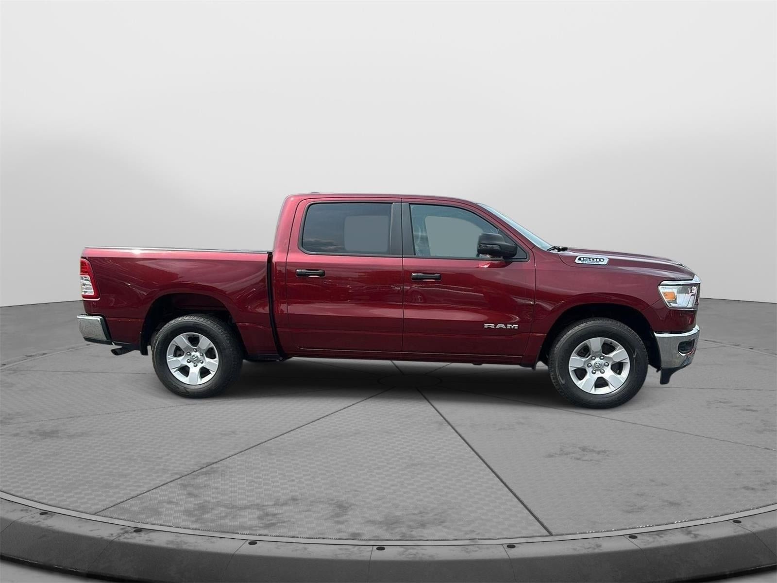 Used 2024 RAM 1500 Big Horn AWD/4WD image 4