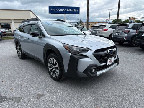 Certified 2024 Subaru Outback Limited AWD/4WD image 3