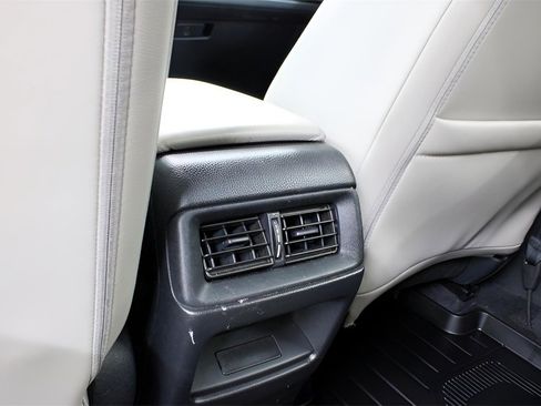 Used 2023 Honda CR-V EX-L image 12