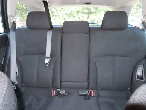 Used 2013 Subaru Outback 2.5i AWD/4WD image 6
