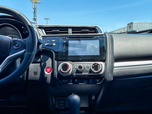 Used 2017 Honda Fit EX image 12