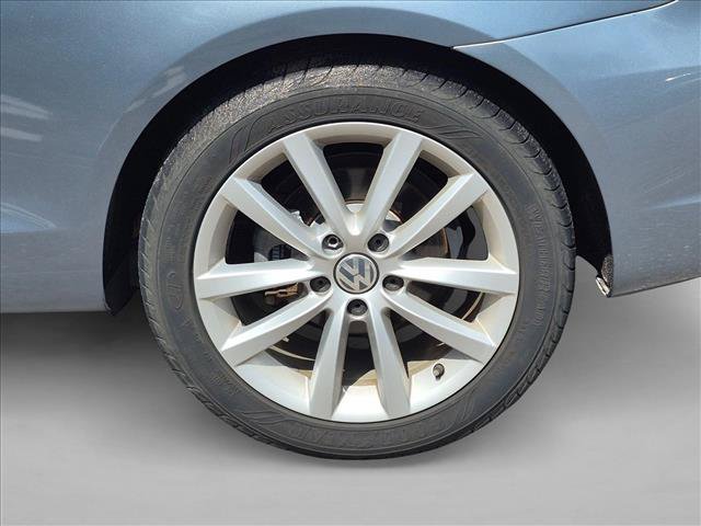 Used 2013 Volkswagen Eos Komfort FWD image 15