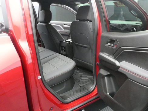 Used 2024 Chevrolet Colorado Z71 w/ Z71 Convenience Package 2 image 22