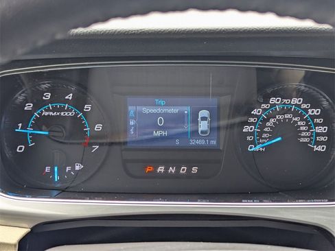 Used 2018 Ford Taurus SEL image 13