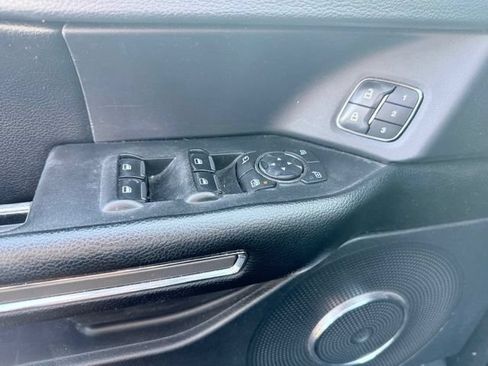 Used 2021 Ford Expedition XLT AWD/4WD image 10