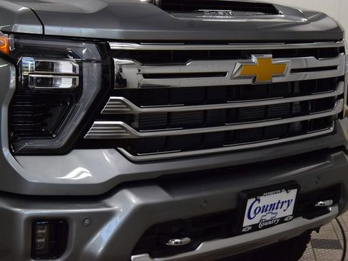 New 2026 Chevrolet Silverado 3500 High Country w/ High Country Premium Package AWD/4WD image 14