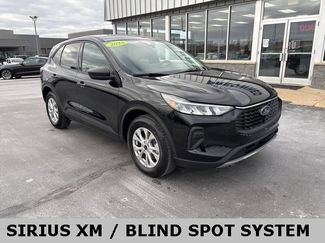 Used 2025 Ford Escape Active video 1