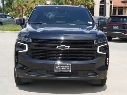 Used 2024 Chevrolet Suburban RST w/ Luxury Package AWD/4WD image 2