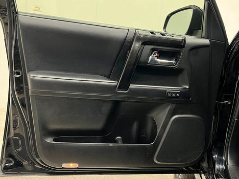Used 2019 Toyota 4Runner Limited AWD/4WD image 15