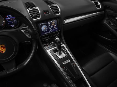 Certified 2016 Porsche Cayman S RWD image 32