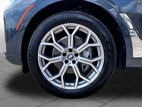 Used 2020 BMW X7 xDrive40i w/ Premium Package AWD/4WD image 11