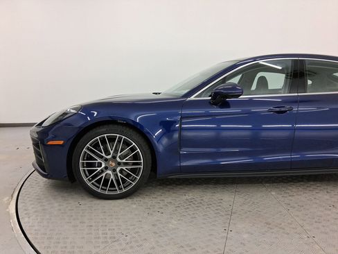 New 2026 Porsche Panamera image 11