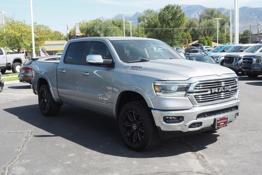 Used 2022 RAM 1500 Laramie AWD/4WD image 3