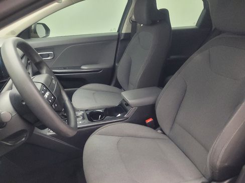 Used 2025 Kia K4 FWD image 17
