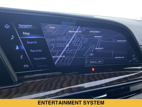 Certified 2023 Cadillac Escalade Sport Platinum w/ LPO, ONYX Package AWD/4WD image 6