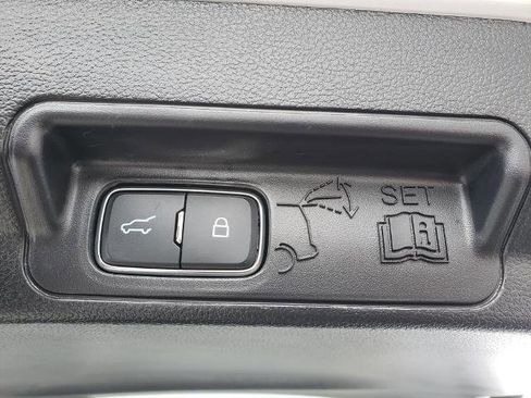 Certified 2025 Ford Explorer Platinum w/ Ultimate Package image 5