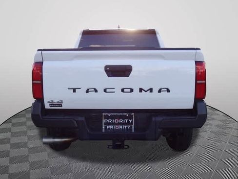 Used 2024 Toyota Tacoma SR image 3