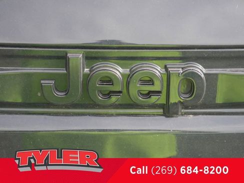 New 2026 Jeep Grand Cherokee Limited AWD/4WD image 14