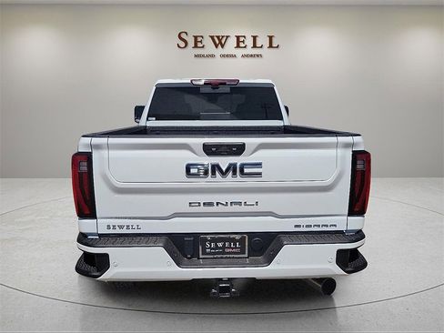 New 2026 GMC Sierra 2500 Denali Ultimate image 4