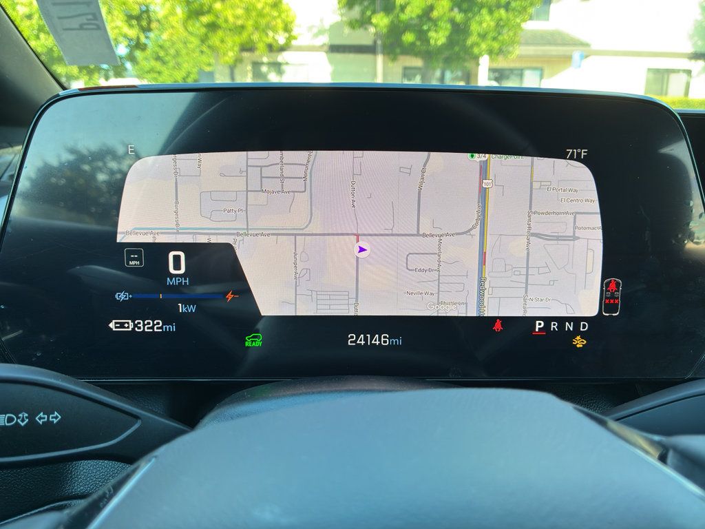 Used 2024 Chevrolet Equinox EV RS FWD image 25