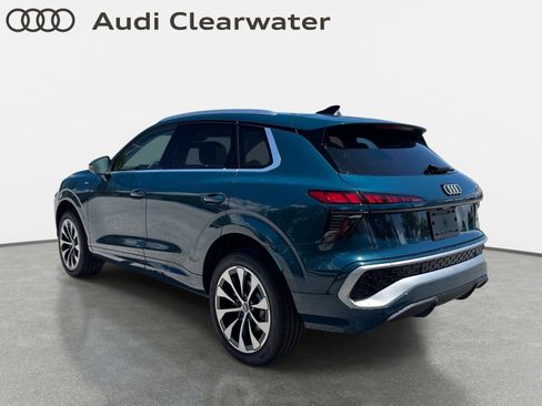 New 2026 Audi Q3 quattro 2.0T AWD/4WD image 3