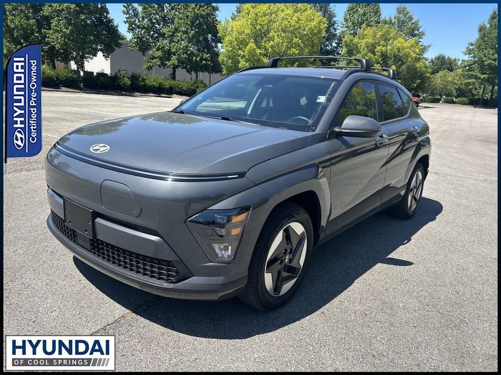 Used 2024 Hyundai Kona SEL FWD image 3