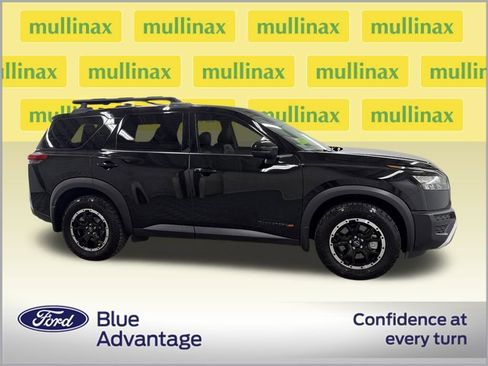 Used 2024 Nissan Pathfinder Rock Creek image 2