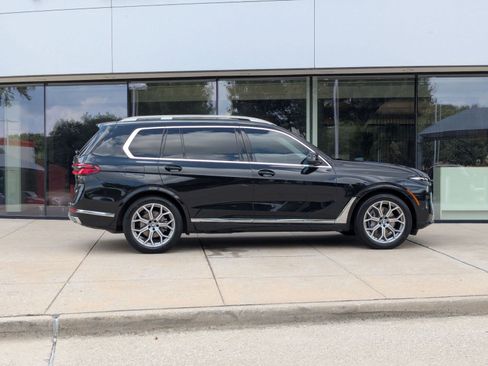 Used 2023 BMW X7 xDrive40i image 8