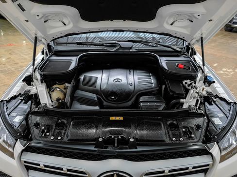 Used 2021 Mercedes-Benz GLS 450 4MATIC image 49