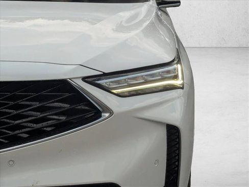 Used 2025 Acura MDX SH-AWD w/ Advance Package image 9