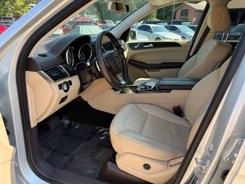 Used 2017 Mercedes-Benz GLS 450 4MATIC image 15