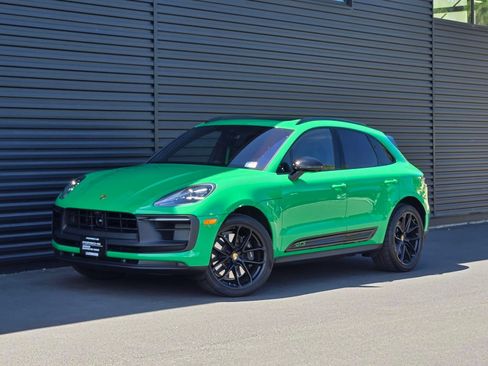 Certified 2026 Porsche Macan GTS AWD/4WD image 2