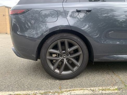 Certified 2025 Land Rover Range Rover Sport Dynamic SE image 10