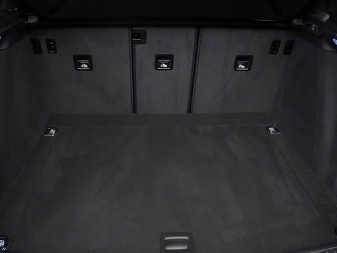 Certified 2025 Porsche Cayenne image 14