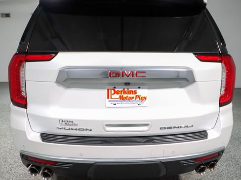 Used 2024 GMC Yukon XL Denali w/ Max Trailering Package AWD/4WD image 8