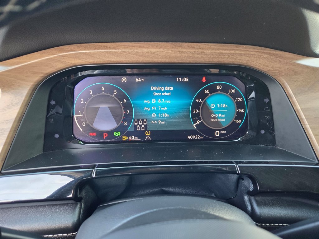 Used 2025 Volkswagen Atlas SE FWD image 19
