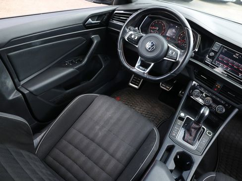 Used 2020 Volkswagen Jetta GLI FWD image 24