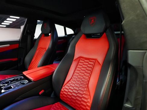 Used 2021 Lamborghini Urus AWD/4WD image 13